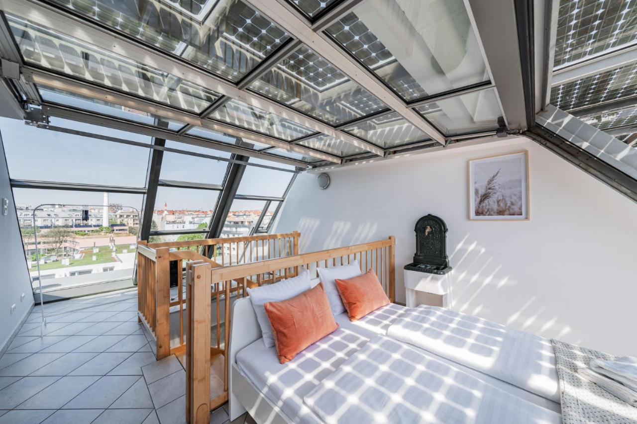 Apartments Next To Schoenbrunn - Free Parking !!! Vienna Esterno foto