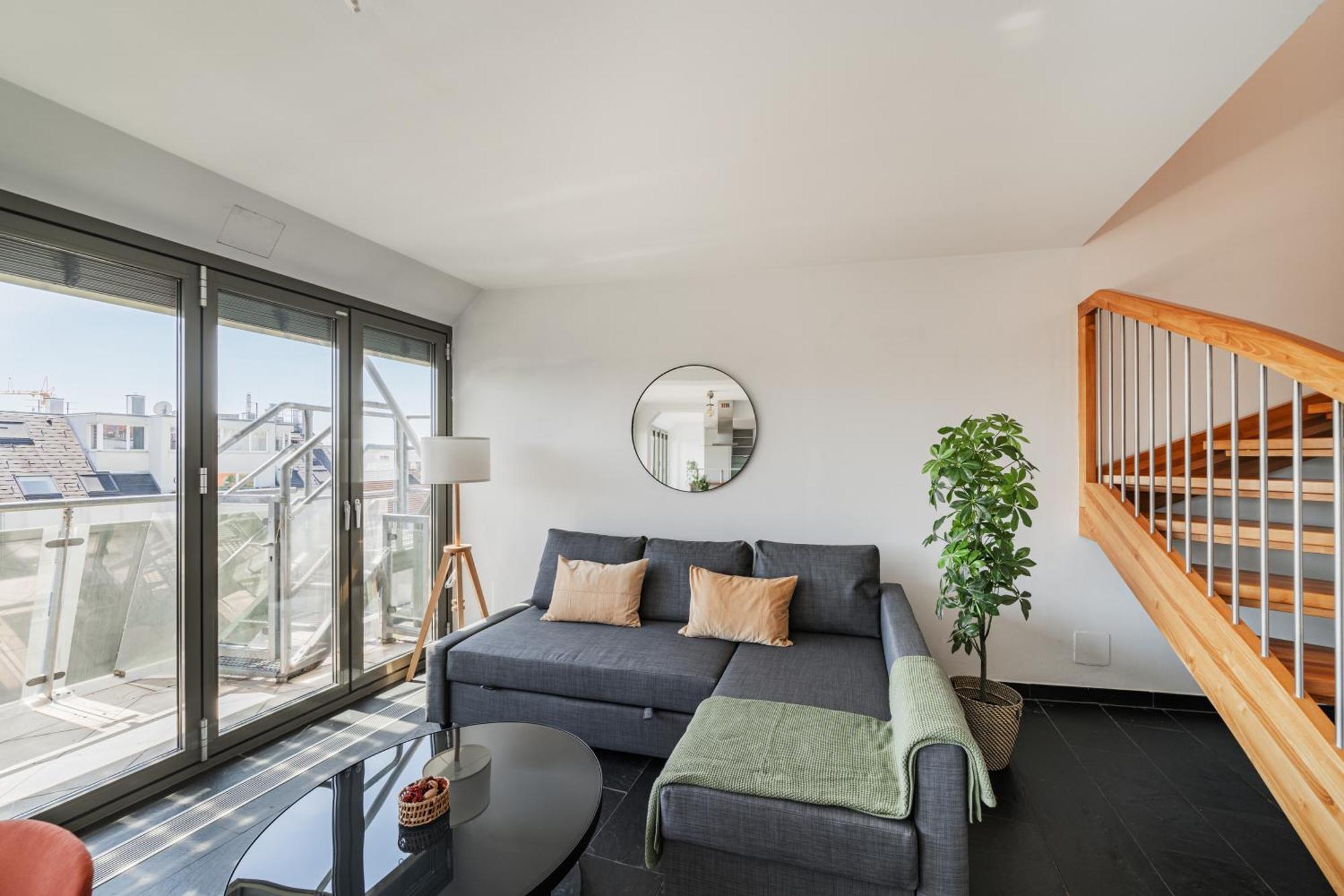 Apartments Next To Schoenbrunn - Free Parking !!! Vienna Esterno foto