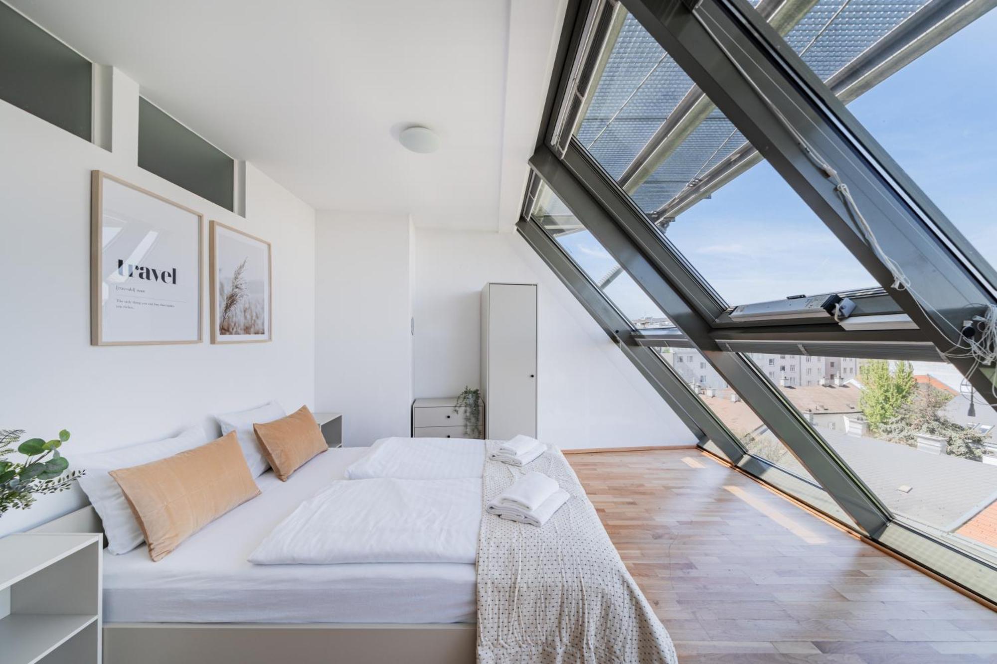Apartments Next To Schoenbrunn - Free Parking !!! Vienna Esterno foto